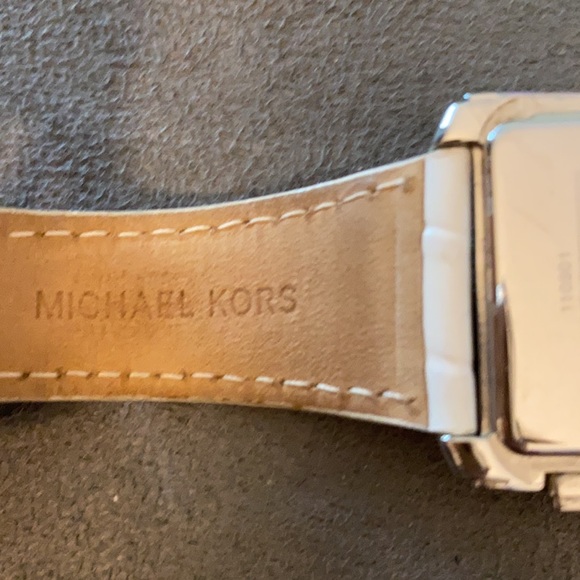 MICHAEL KORS Watch main image 10